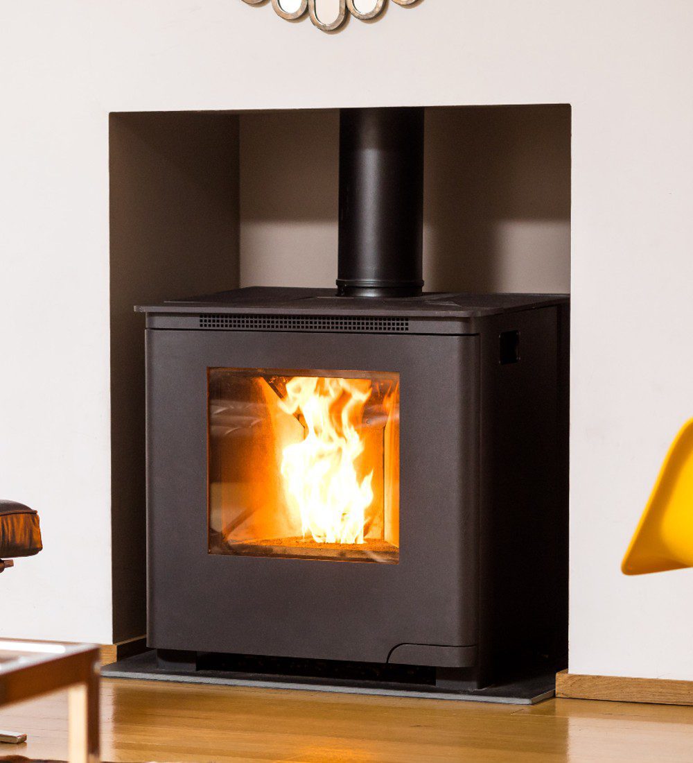 installation_dpsizw.jpg Island Lundy 8 Conventional Flue Pellet Ecodesign Boiler Stove - Image 1